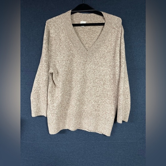 Fall brown sweater - Picture 1 of 3